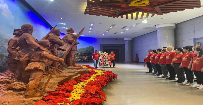 寧鋼黨委開展“重溫黨章黨史，踐行初心使命”主題黨日活動